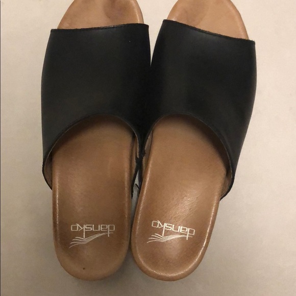 dansko maci black